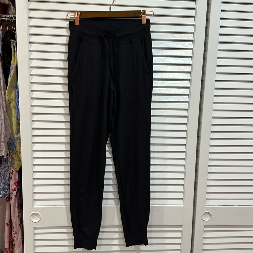 Lululemon joggers
